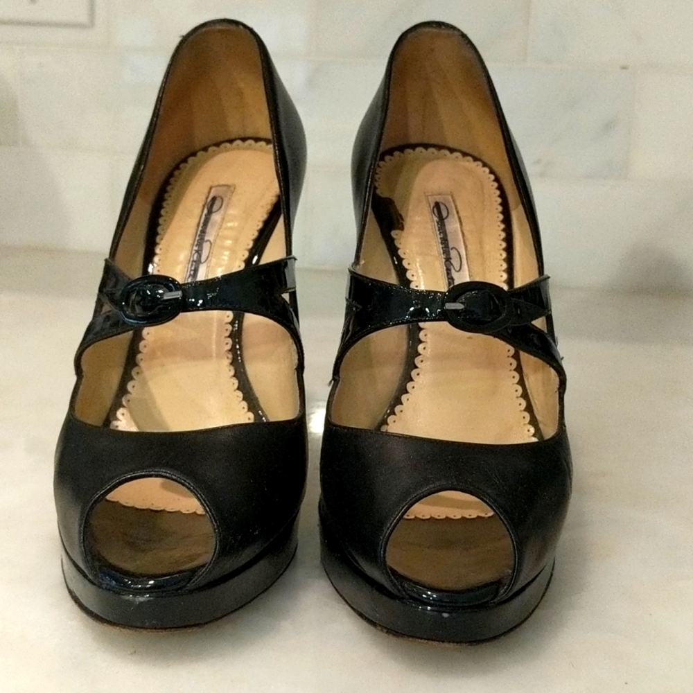 Oscar de la Renta Peep toe heels